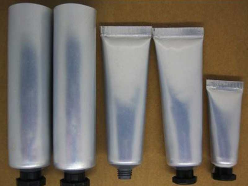 廣東鋁箔廠(chǎng)_牙膏用鋁塑復(fù)合管8011o態(tài)鋁箔材料價(jià)格